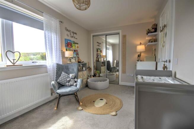 BEDROOM 2