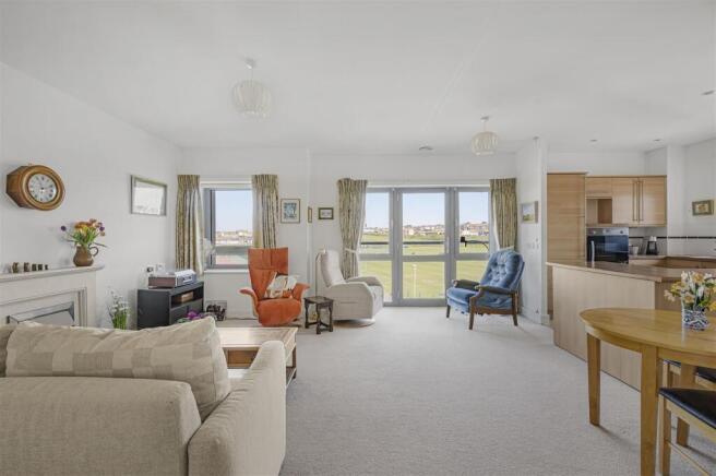Living/Dining Room