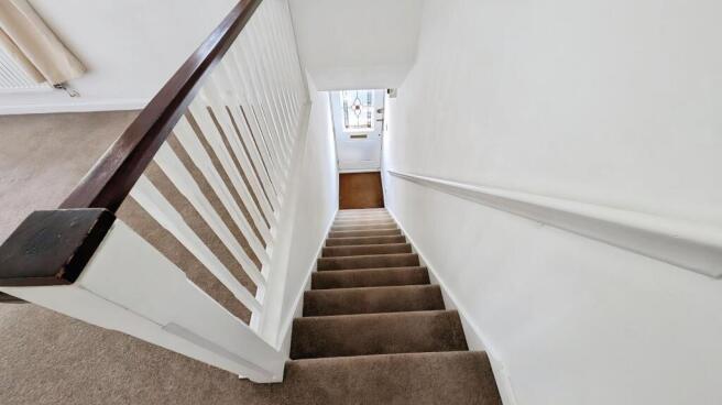 Lark Rise, Yate, Bristol photo 4