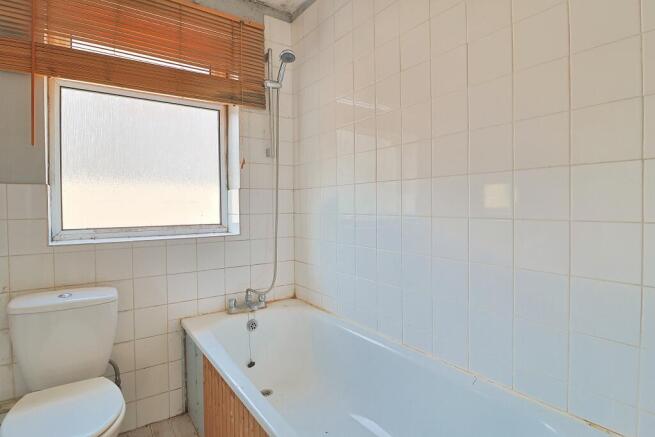 1A Windsor Close, Bovington, Wareham, Dorset BH20 6HZ