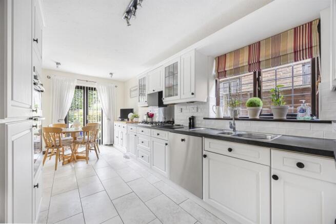 Kitchen/Breakfast Ro