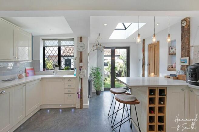 Kitchen/ Breakfast Room