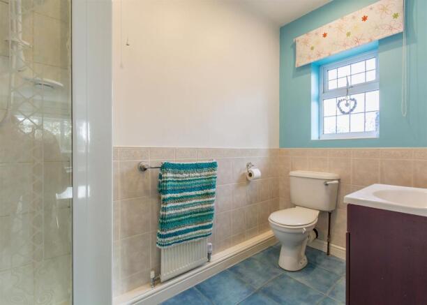 En-Suite Shower Room B2