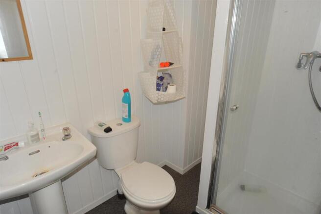 8 bed Not Specified to rent Image 9