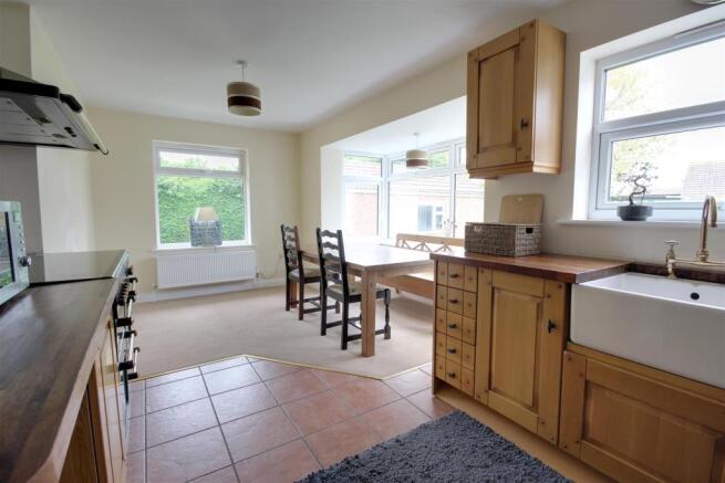 Kitchen/ Diner