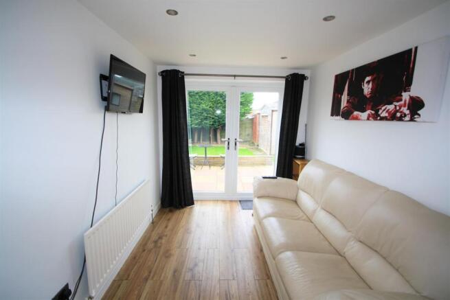 Garden Room.JPG