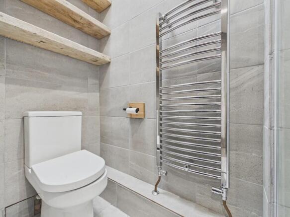 2 bed Terraced for sale Image 9