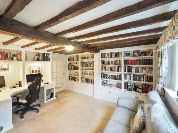 Photo 8