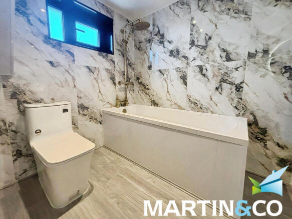 1 bed Apartment to rent Image 12