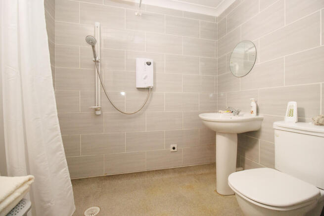 1 bed Ground Flat for sale Image 9