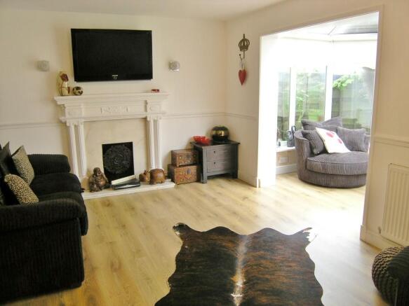 Lounge 1