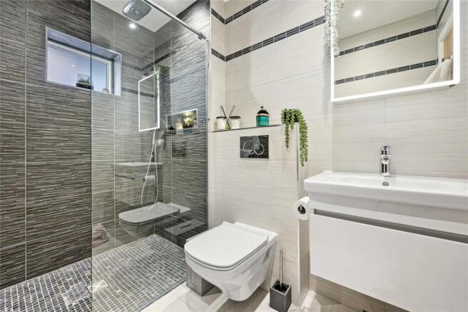 Ensuite