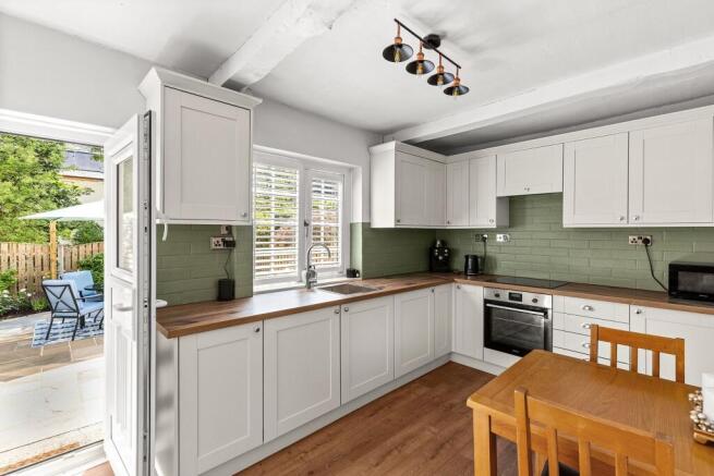 2 bed Cottage for sale Image 11