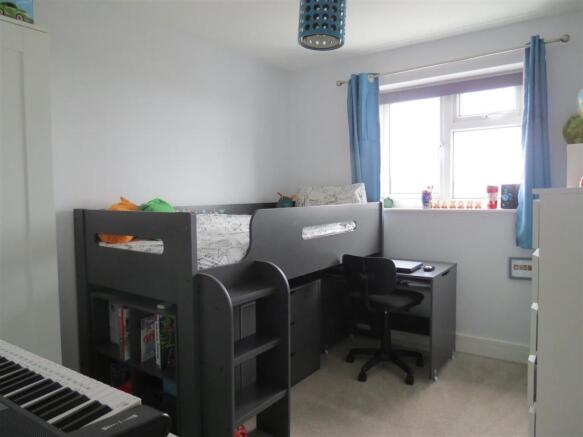 Bedroom: