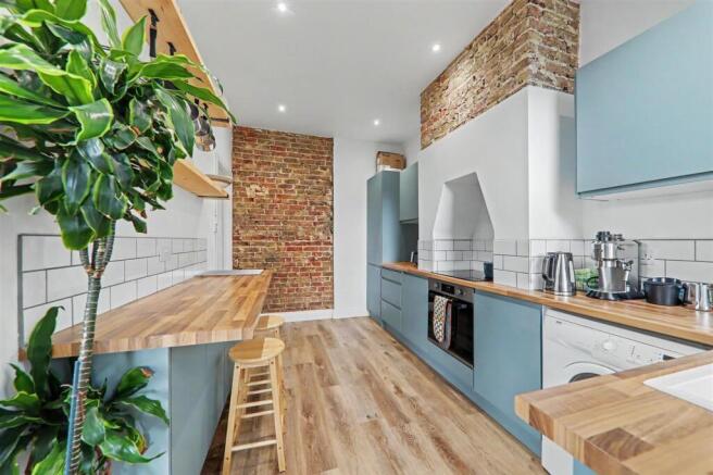 IMG_9526-IMG_9528.jpg