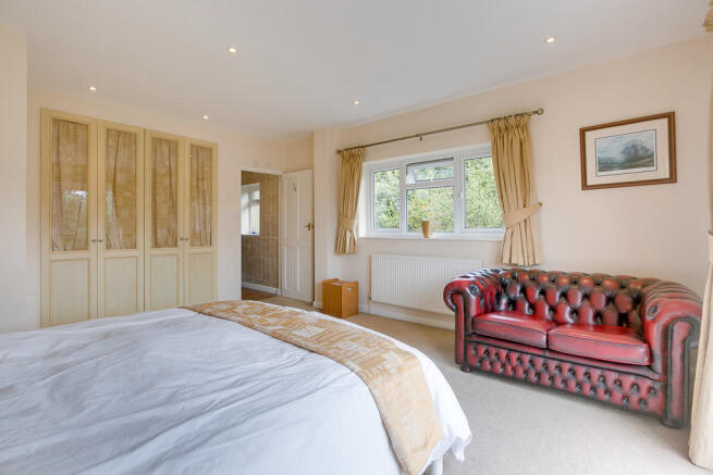 Master Bedroom - ...