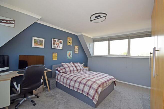 48 Santridge Lane, bed 2a.jpg