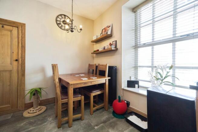 2 bed End of Terrace for sale Image 3