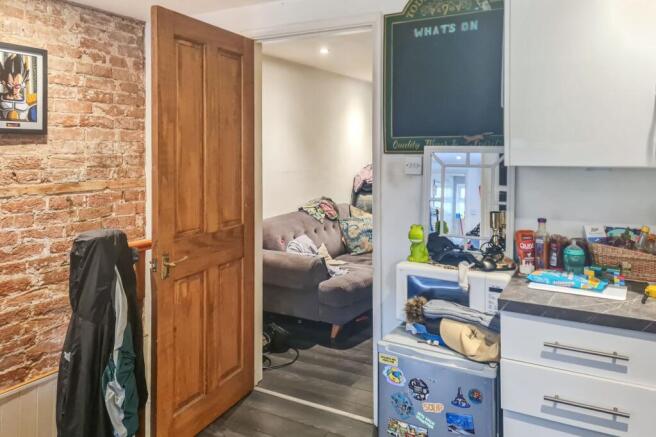 43 Sandling Road, Maidstone, Kent ME14 2RH