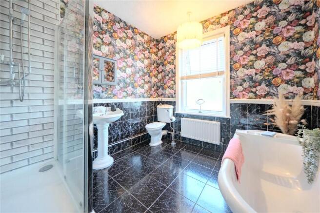 4 bed Terraced for sale Image 6