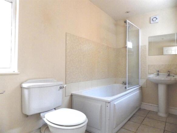 BATH.JPG