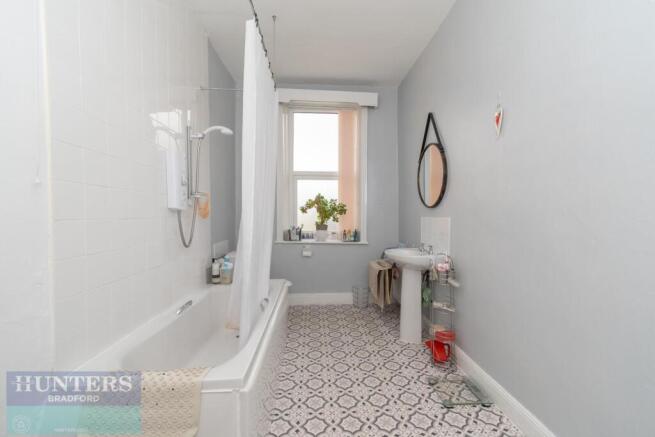2 bed House to rent Image 8