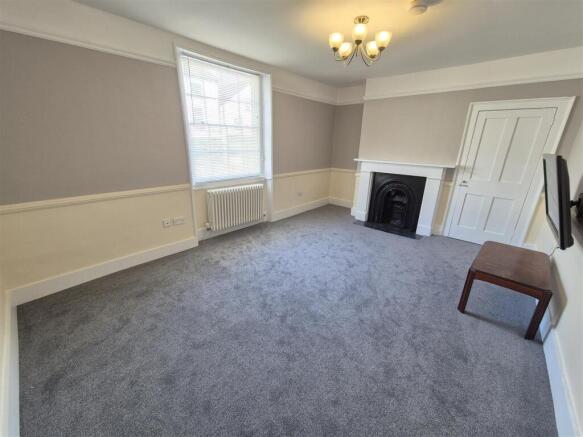 Living Room.jpg