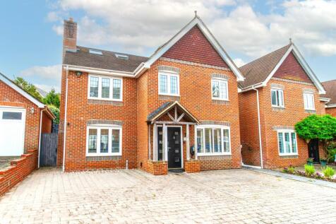 Kingsley Square, Fleet, GU51