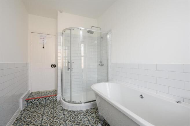 3 bed End of Terrace for sale Image 9