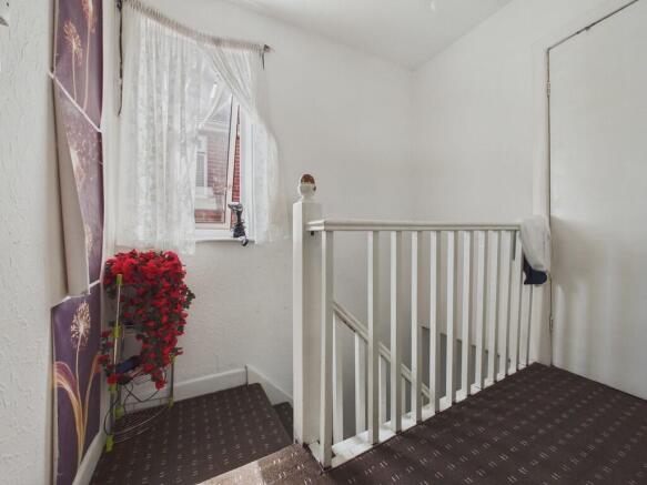 3 bed Semi-Detached for sale Image 9