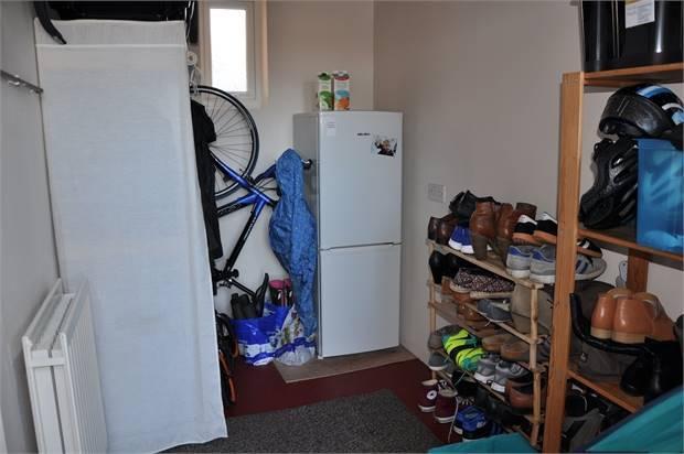 Store Room/Rear Lobby