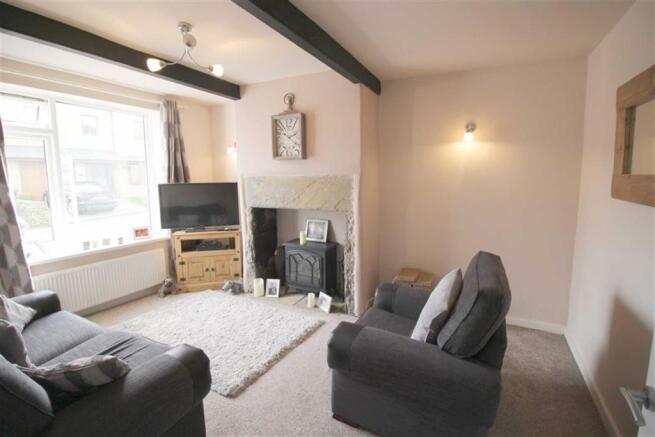 LOUNGE WITH INGLE NOOK FIRE