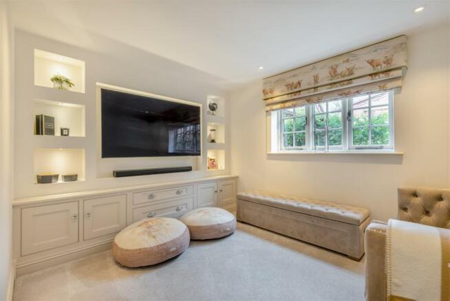 8571523-interior23.jpg