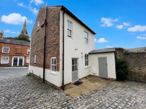 3 bed Detached for sale Image 10