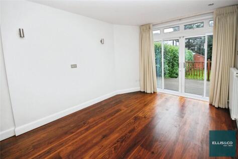 Alba Gardens, Golders Green, NW11