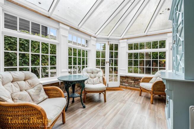 Crib Street, Ware photo 4