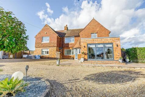 Mansfield Road, Edwinstowe, Mansfield