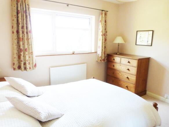 Master Bedroom2