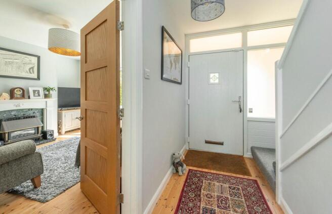 ENTRY WAY AND LANDING