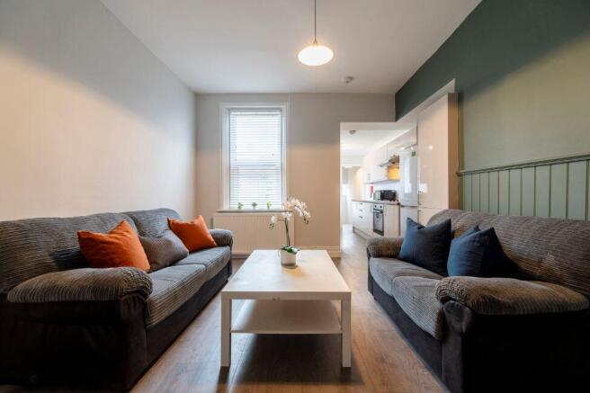 153HS - Living Area