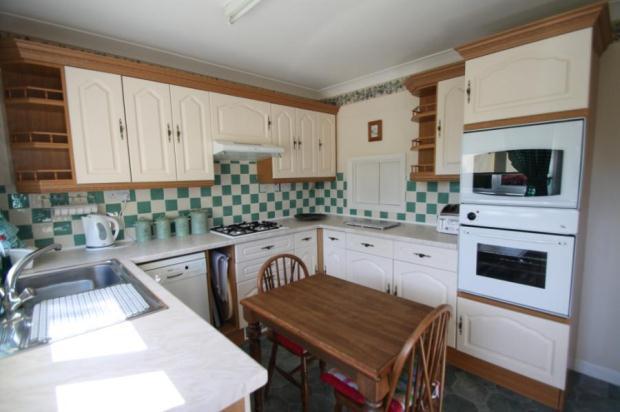 Kitchen/Breakfast Rm