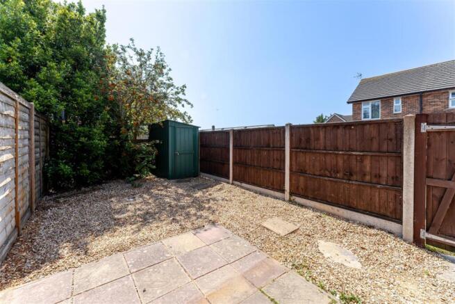 35 Jones Close Yatton BS49 4RA exterior2.jpg