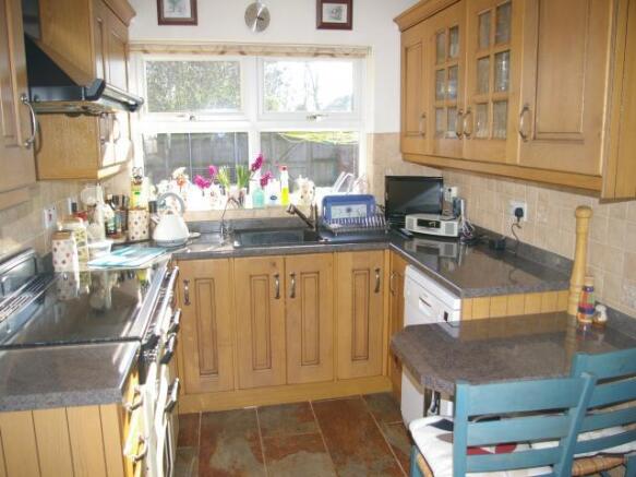 REFITTED KITCHEN
