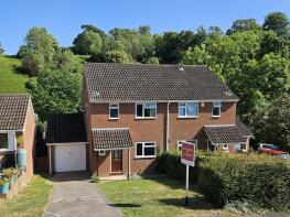 24, Bushy Combe Gardens, Glastonbury BA6 8JT
