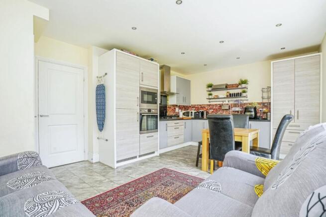 3 bed Detached for sale Image 4