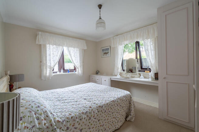 3 bed Detached Bungalow for sale Image 5