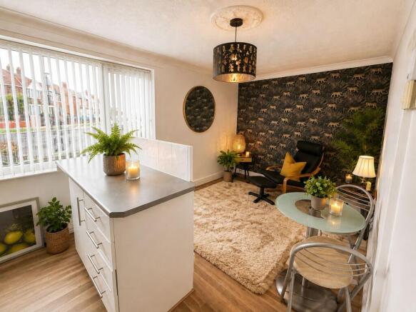 Kitchen / Living Area