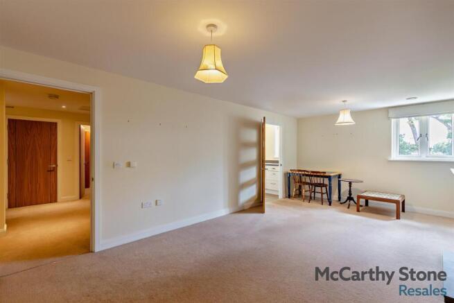 8696517-interior02-800.jpg