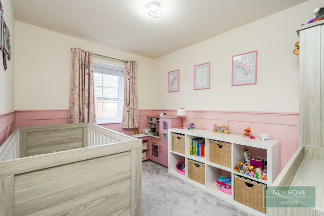 3 bed Semi-Detached for sale Image 11