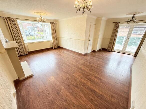 3 bed Detached Bungalow for sale Image 8